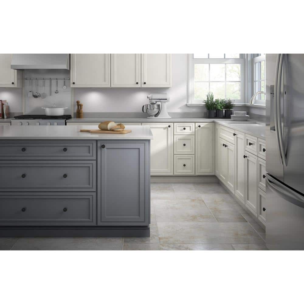 (96-Pack) Garrett 1-1/4 in. (32 mm) Classic Matte Black Round Cabinet Knobs - Hercitys