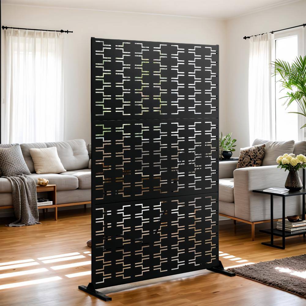 72 in. H x 47 in. W Metal Privacy Screen for Deck Patio Balcony Garden, Freestanding Decorative Privacy Screen, Black - Hercitys